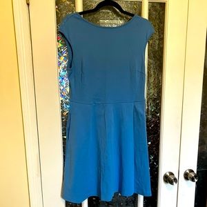 New York & company blue shirt dress with pockets L
